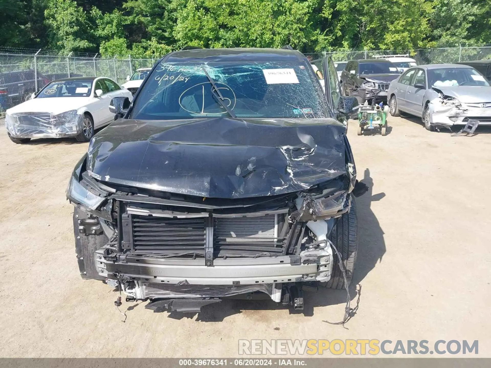 6 Photograph of a damaged car 1GNETVKW6RJ131055 CHEVROLET TRAVERSE LIMITED 2024