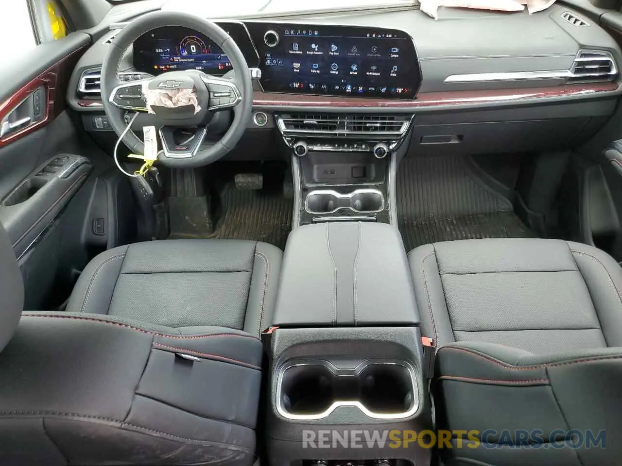 8 Photograph of a damaged car 1GNEVJRS6SJ162608 CHEVROLET TRAVERSE Z 2025