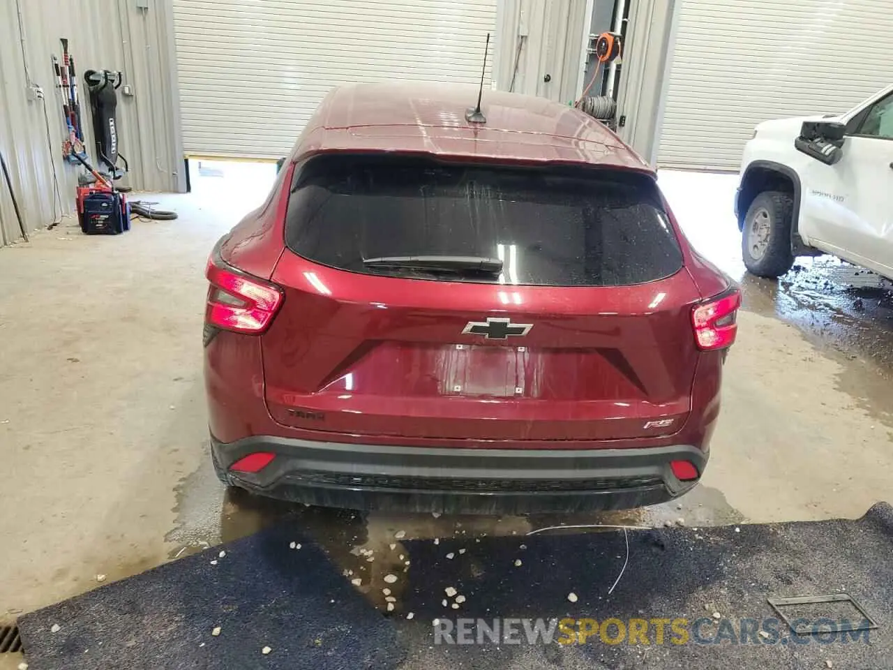 6 Photograph of a damaged car KL77LGE29RC066063 CHEVROLET TRAX 1RS 2019
