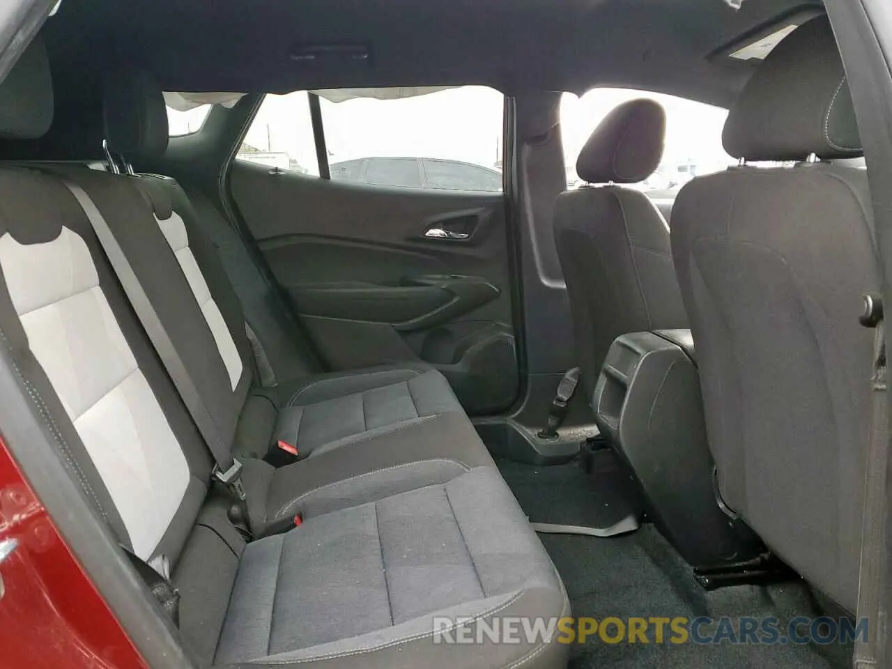 11 Photograph of a damaged car KL77LGE21RC088705 CHEVROLET TRAX 1RS 2024