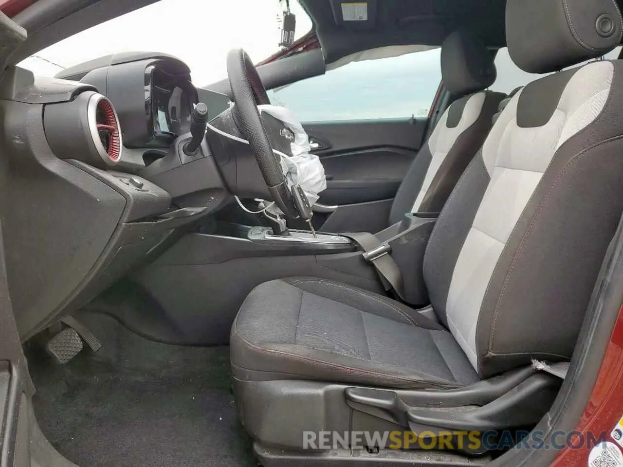 7 Photograph of a damaged car KL77LGE21RC088705 CHEVROLET TRAX 1RS 2024