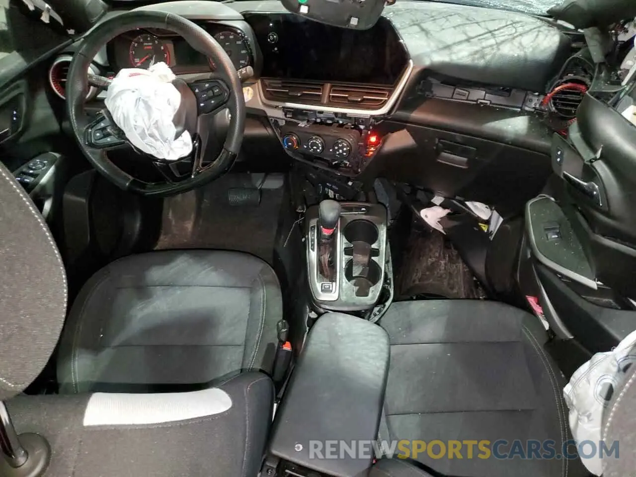 8 Photograph of a damaged car KL77LGE21RC097730 CHEVROLET TRAX 1RS 2024