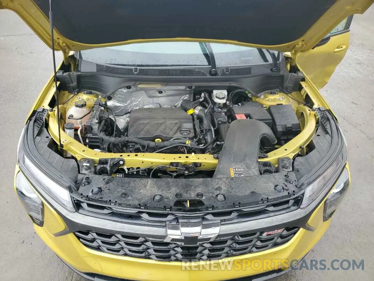 12 Photograph of a damaged car KL77LGE22RC035740 CHEVROLET TRAX 1RS 2024