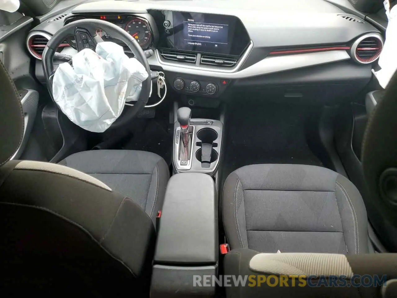 8 Photograph of a damaged car KL77LGE22RC035740 CHEVROLET TRAX 1RS 2024