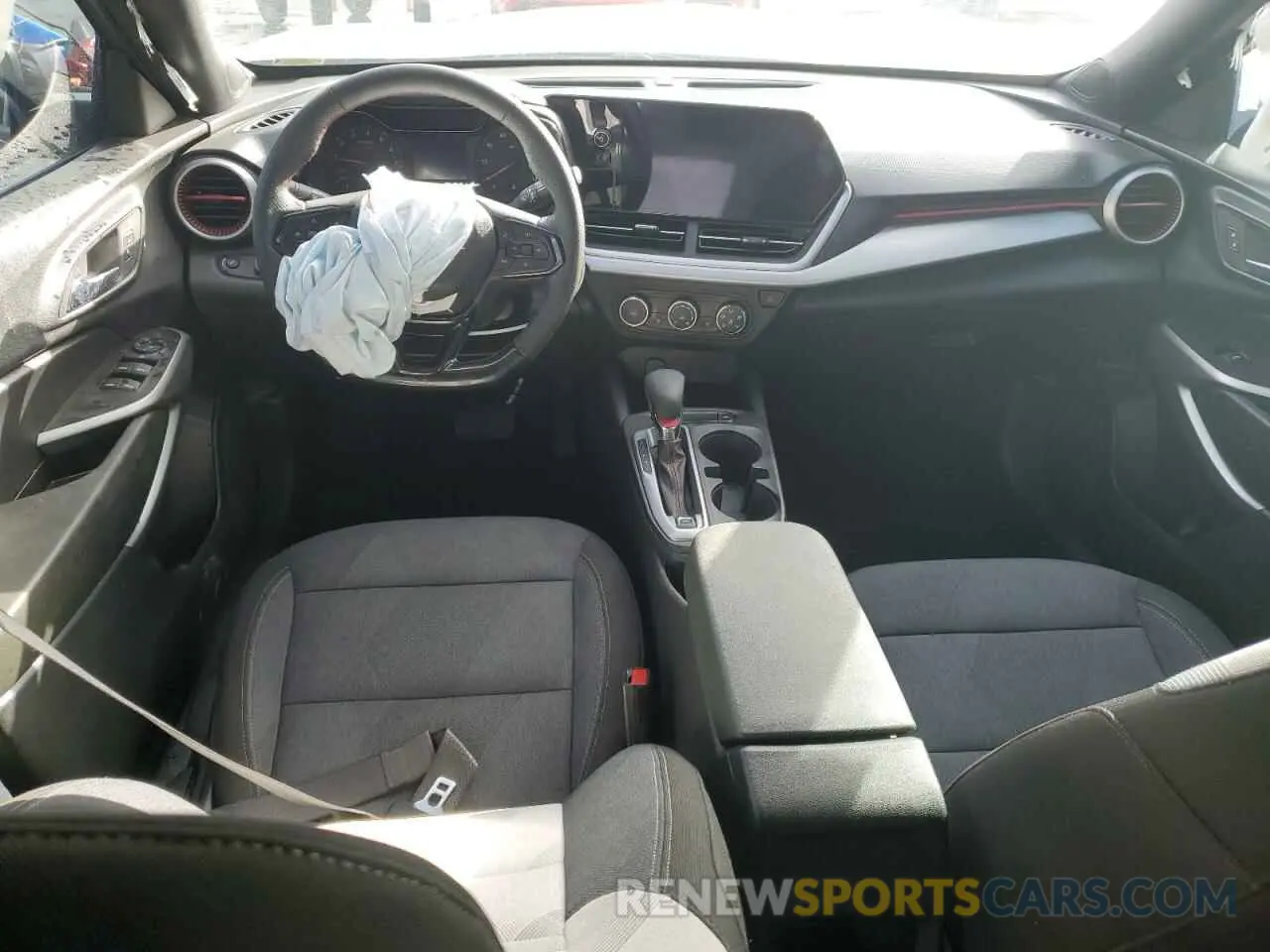 8 Photograph of a damaged car KL77LGE24RC028255 CHEVROLET TRAX 1RS 2024