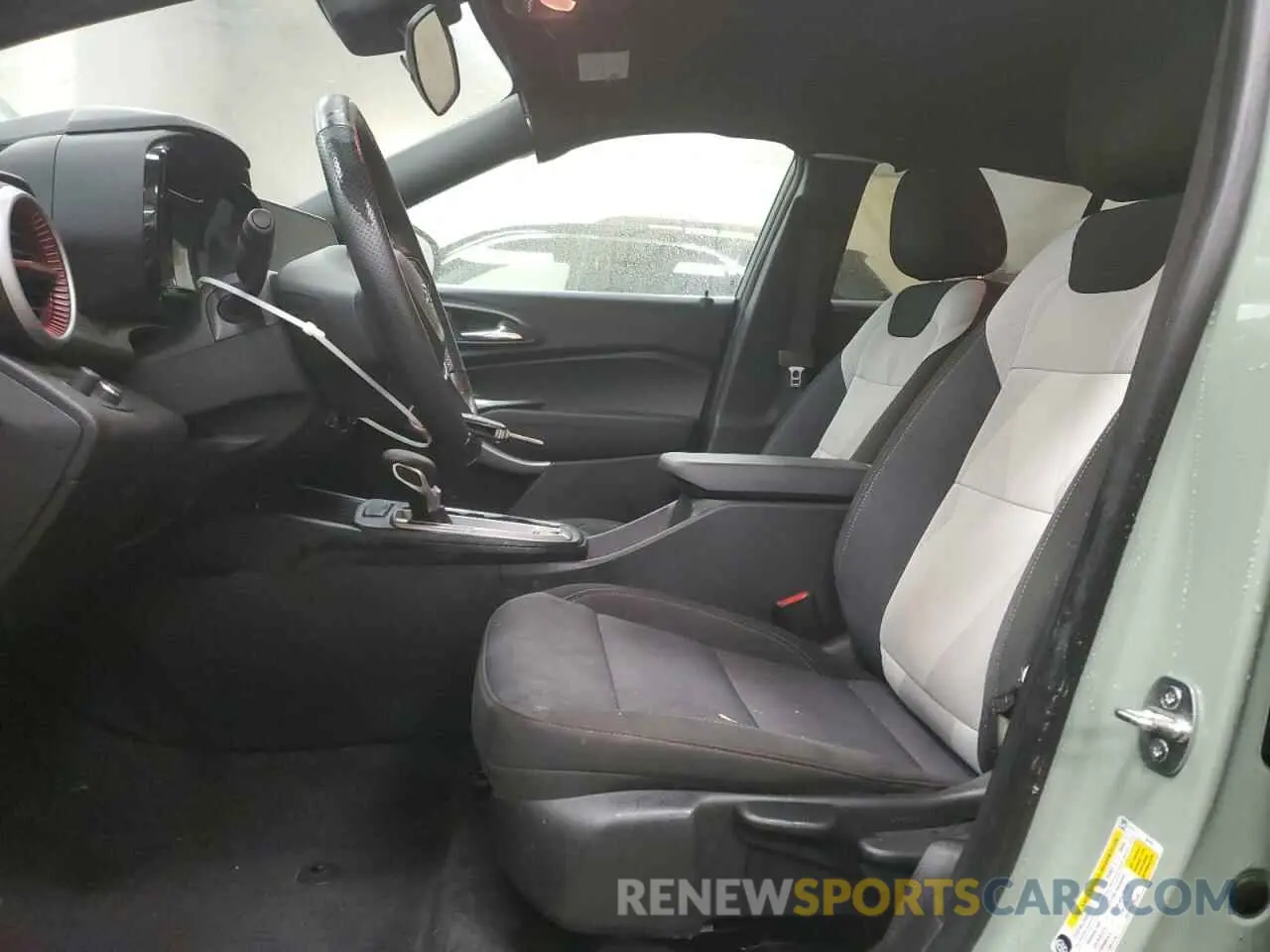 7 Photograph of a damaged car KL77LGE24RC077827 CHEVROLET TRAX 1RS 2024