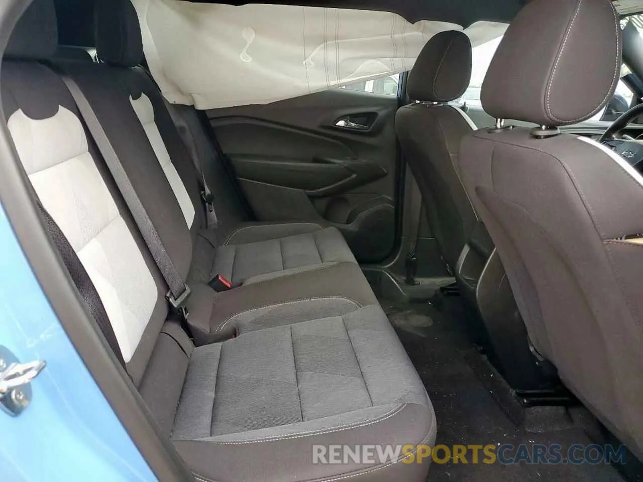 10 Photograph of a damaged car KL77LGE25RC017071 CHEVROLET TRAX 1RS 2024
