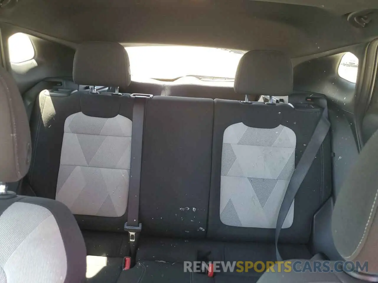 10 Photograph of a damaged car KL77LGE25RC062544 CHEVROLET TRAX 1RS 2024