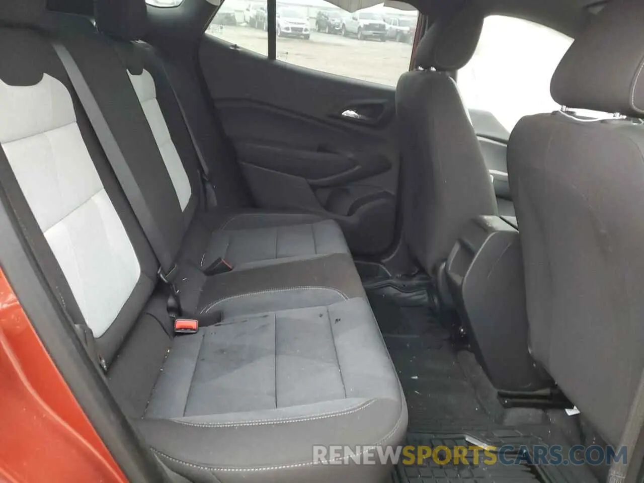 12 Photograph of a damaged car KL77LGE25RC108213 CHEVROLET TRAX 1RS 2024