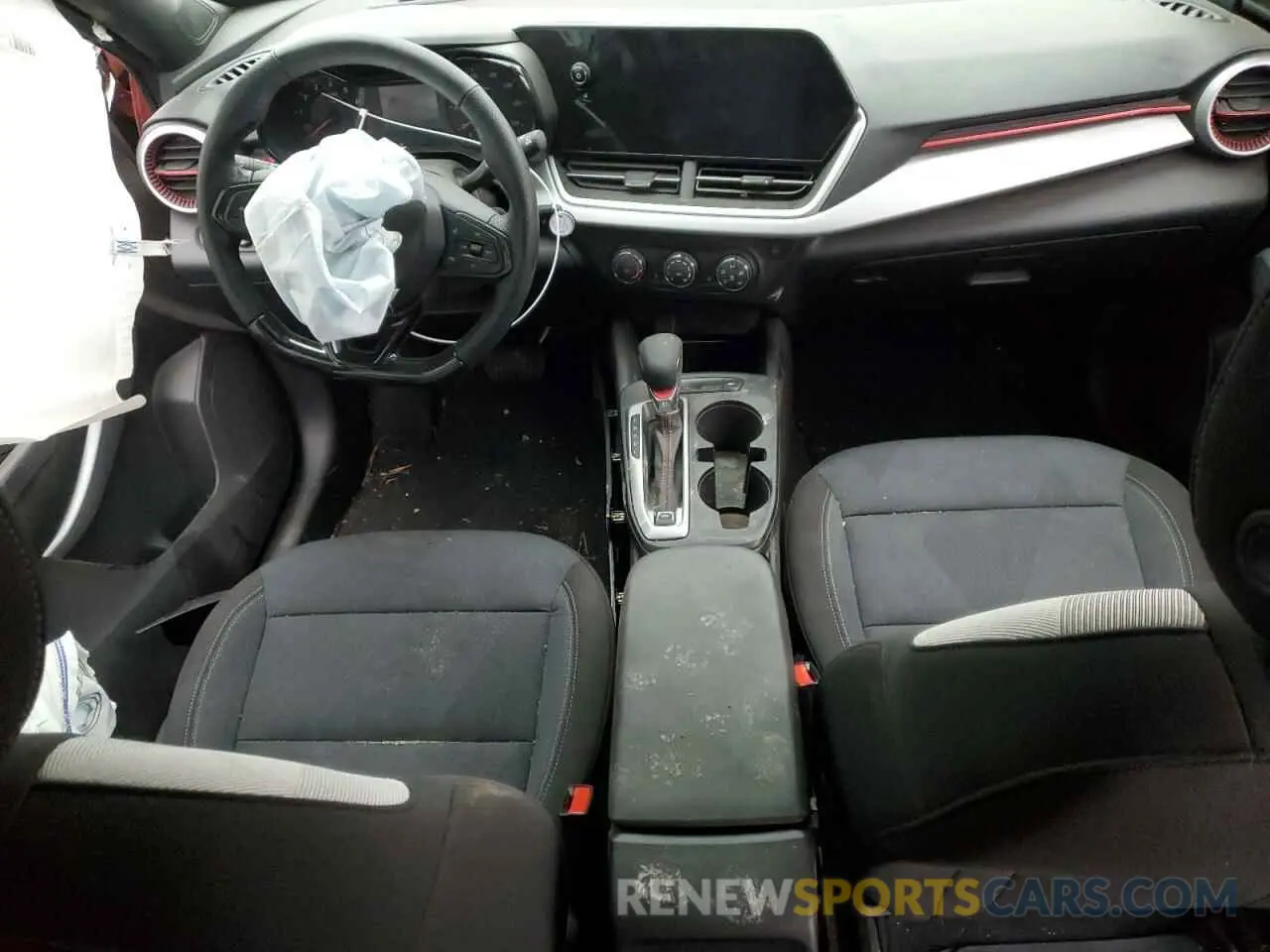 8 Photograph of a damaged car KL77LGE25RC108213 CHEVROLET TRAX 1RS 2024