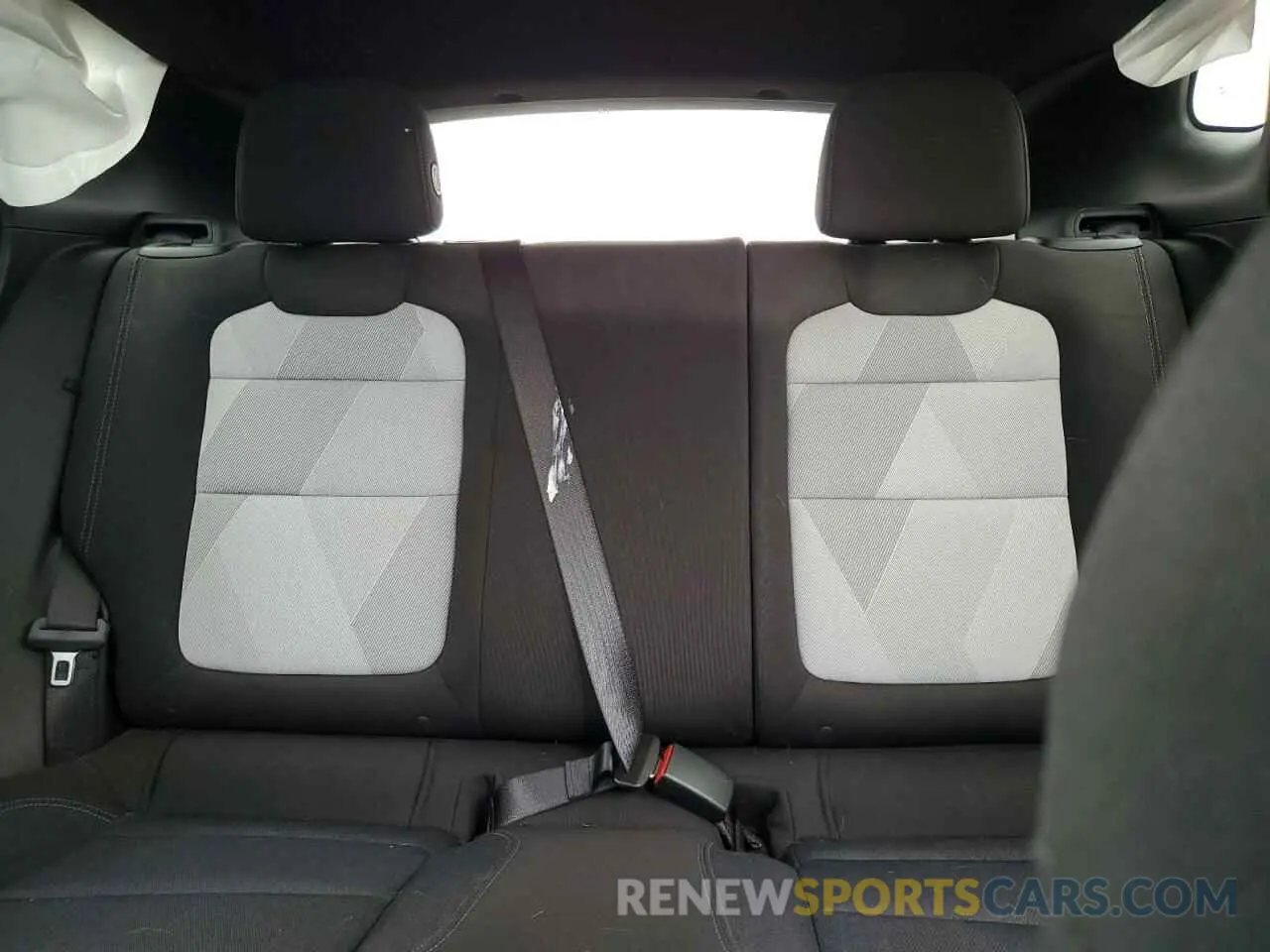 10 Photograph of a damaged car KL77LGE25RC159453 CHEVROLET TRAX 1RS 2024