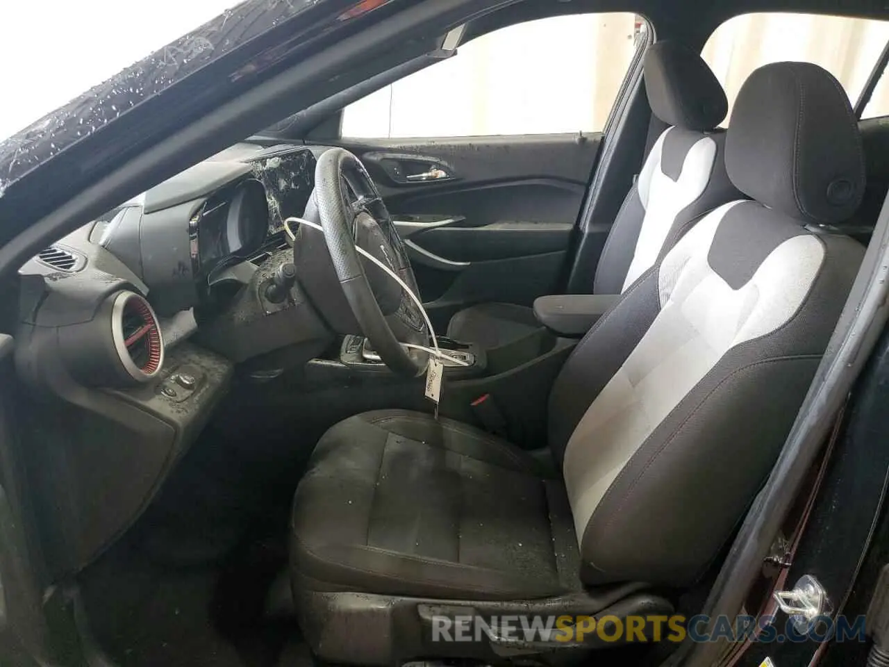 7 Photograph of a damaged car KL77LGE27RC189635 CHEVROLET TRAX 1RS 2024