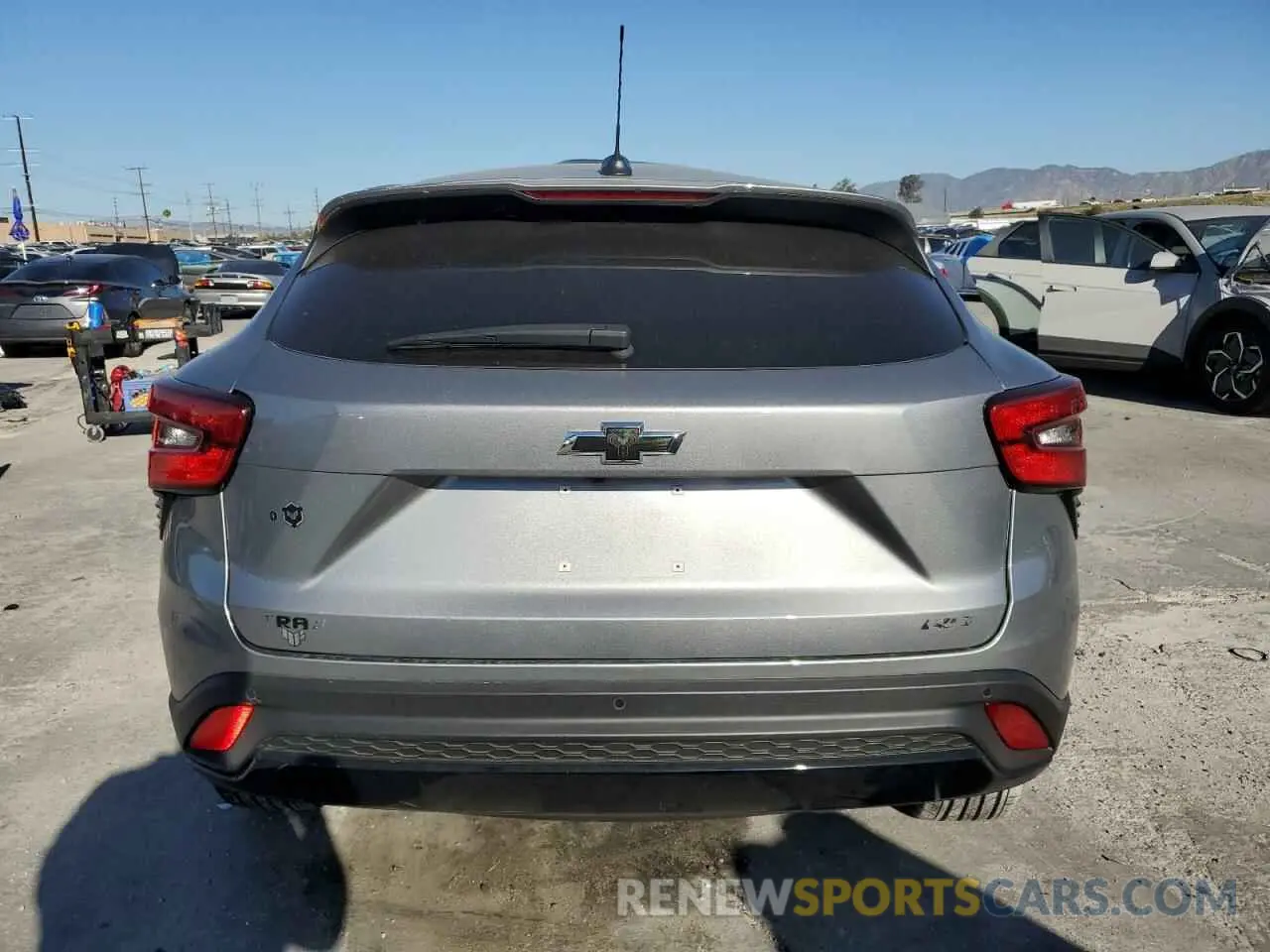 6 Photograph of a damaged car KL77LGE2XRC229819 CHEVROLET TRAX 1RS 2024