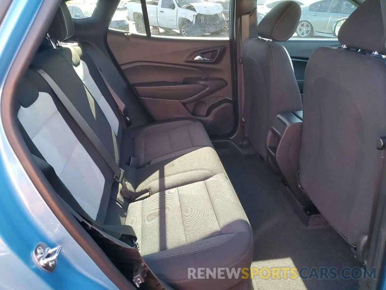 11 Photograph of a damaged car KL77LGEP0SC129942 CHEVROLET TRAX 1RS 2025
