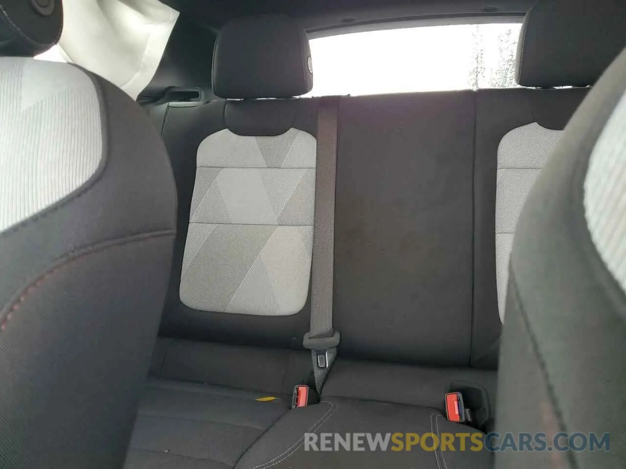 10 Photograph of a damaged car KL77LGEP2SC191990 CHEVROLET TRAX 1RS 2025