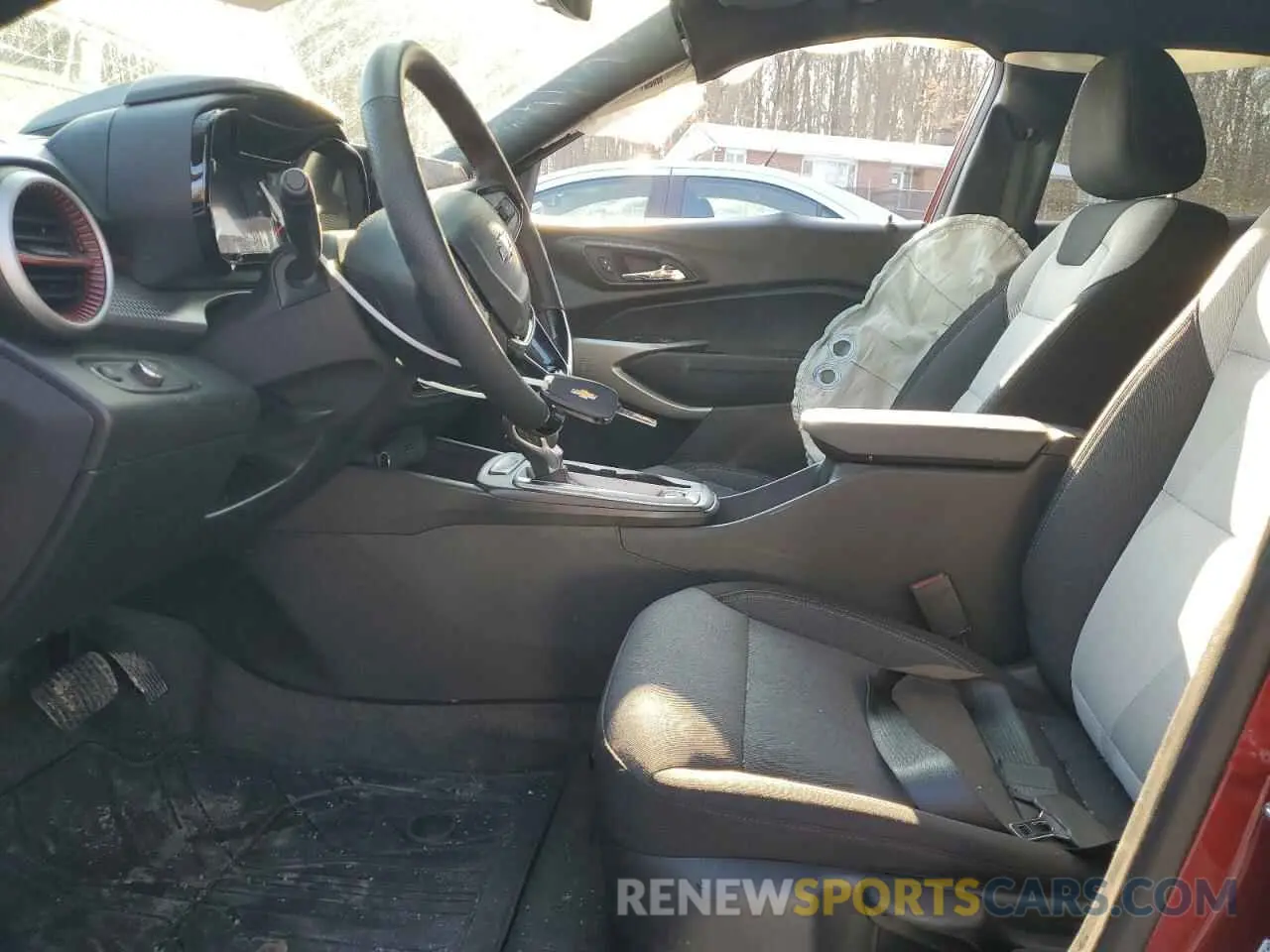 7 Photograph of a damaged car KL77LGEP6SC123692 CHEVROLET TRAX 1RS 2025