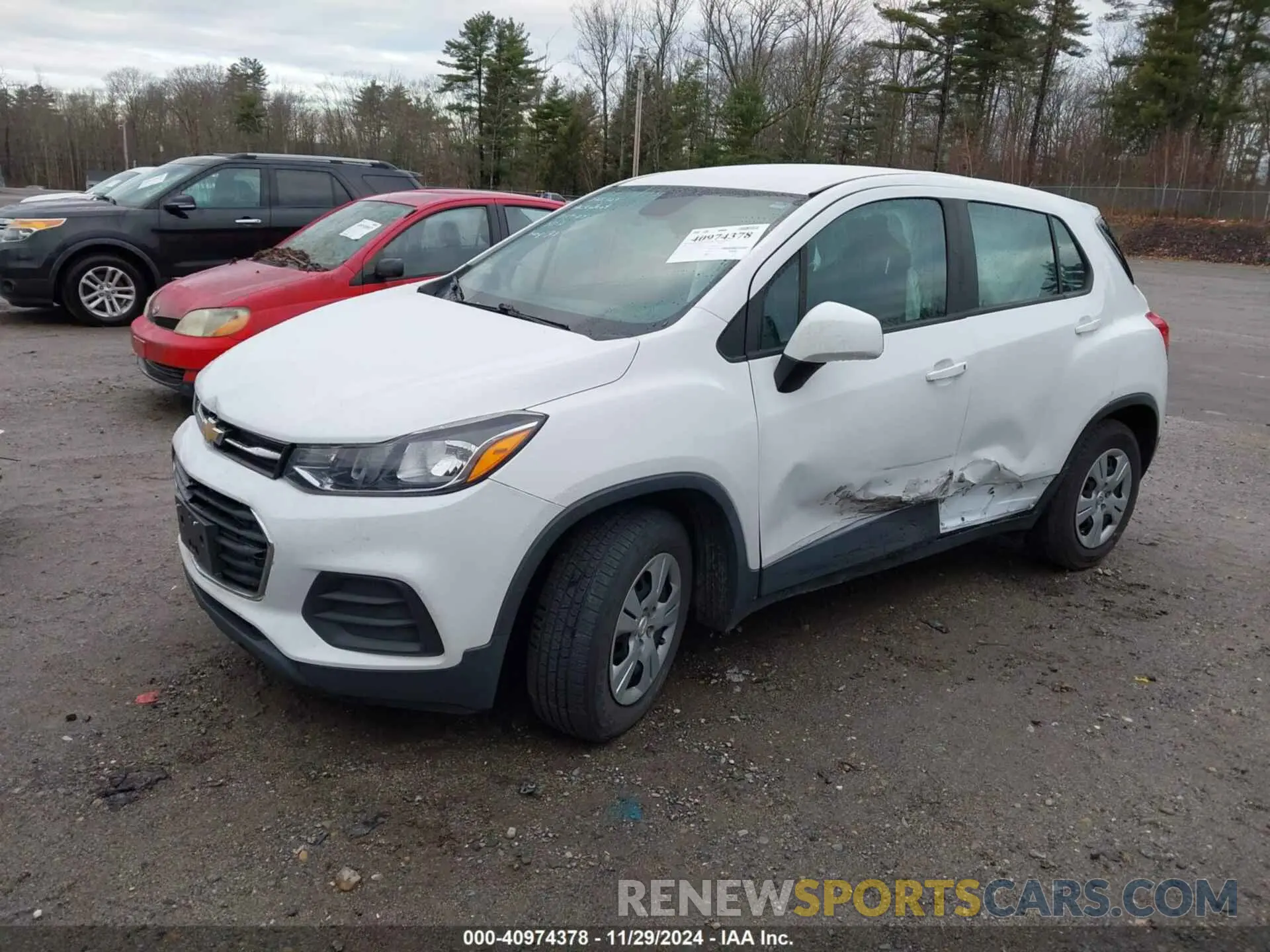 2 Photograph of a damaged car 3GNCJKSB0KL135481 CHEVROLET TRAX 2019