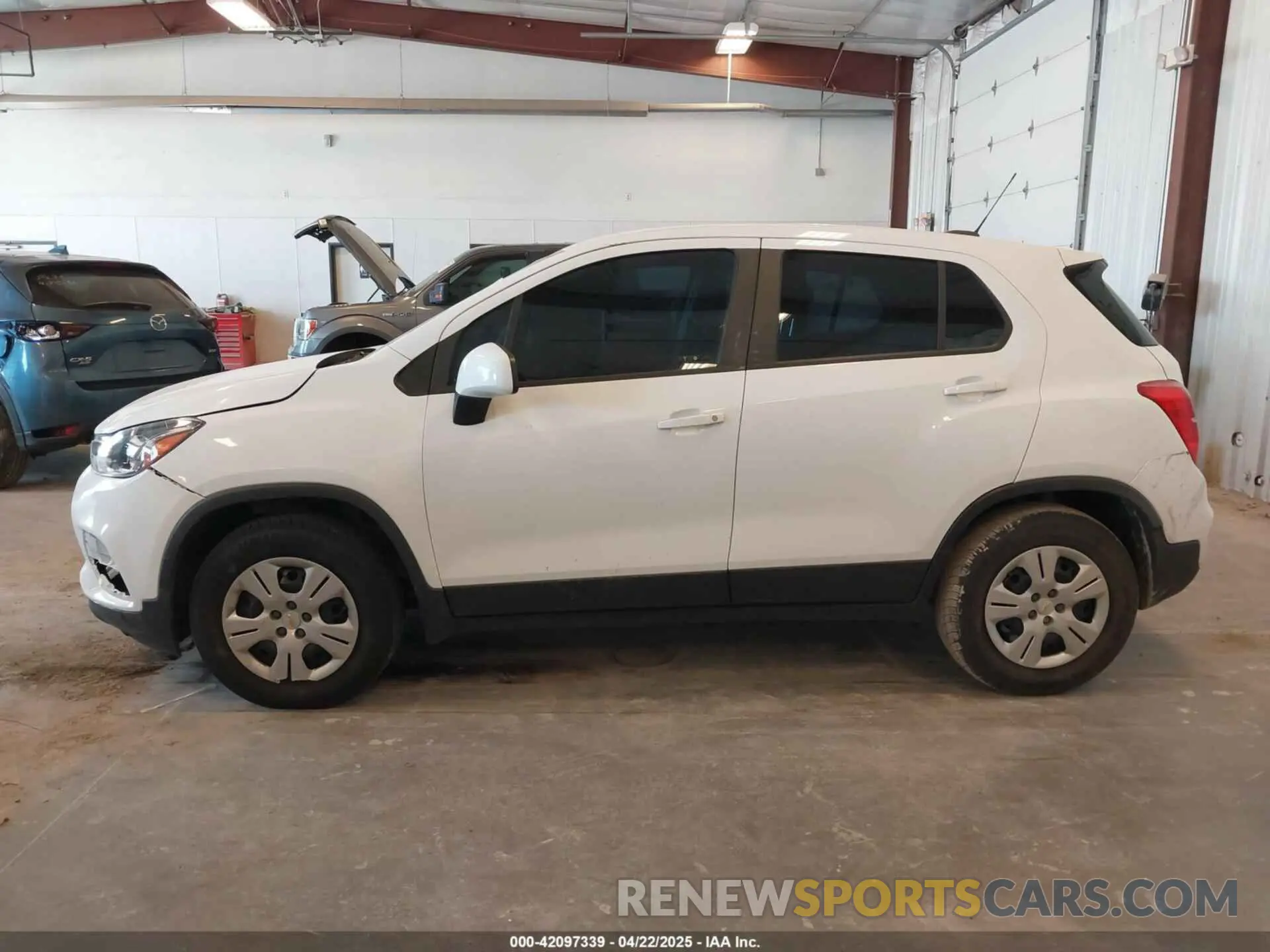 14 Photograph of a damaged car 3GNCJKSB0KL143936 CHEVROLET TRAX 2019