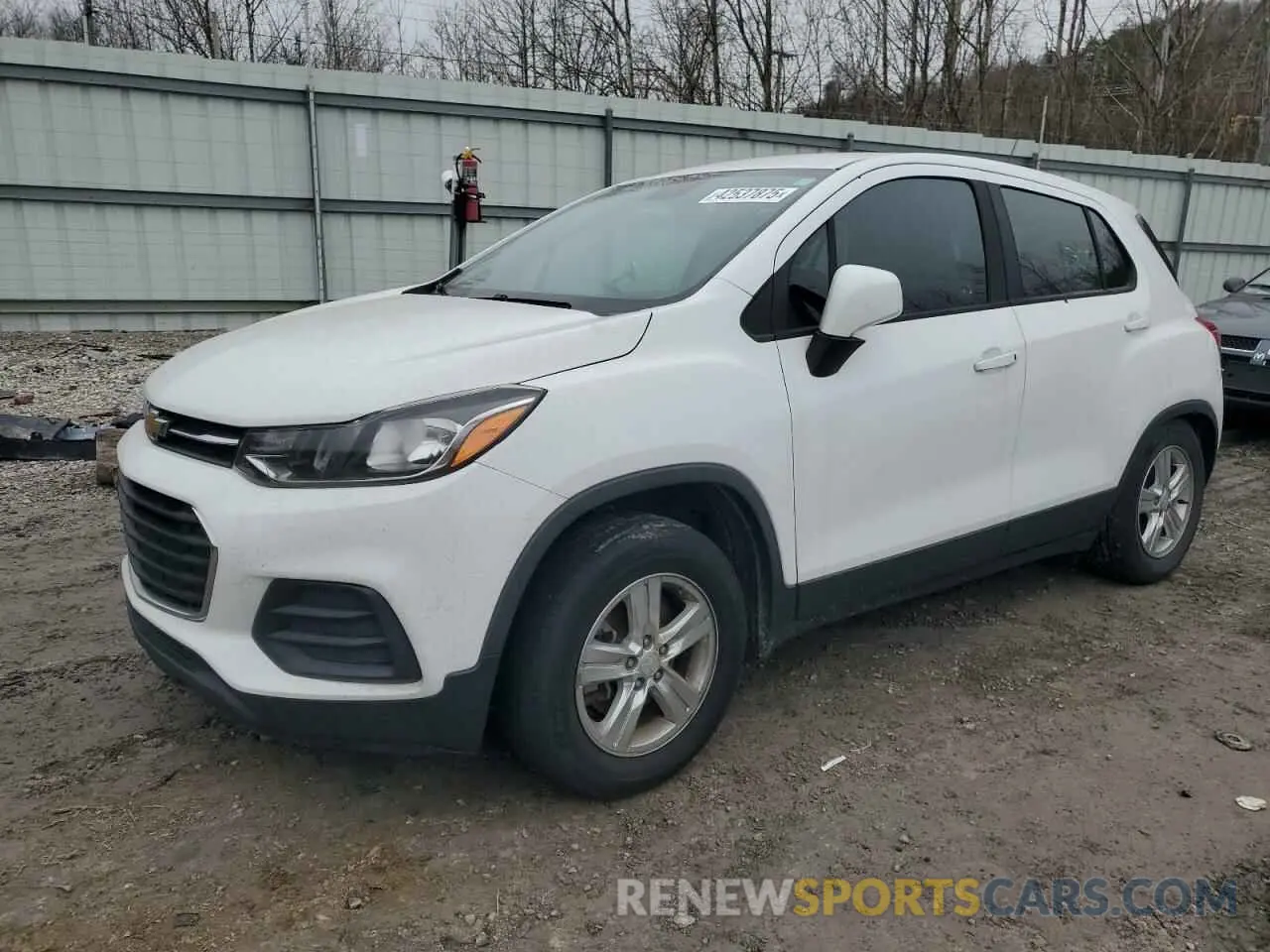 1 Photograph of a damaged car 3GNCJKSB0KL217792 CHEVROLET TRAX 2019