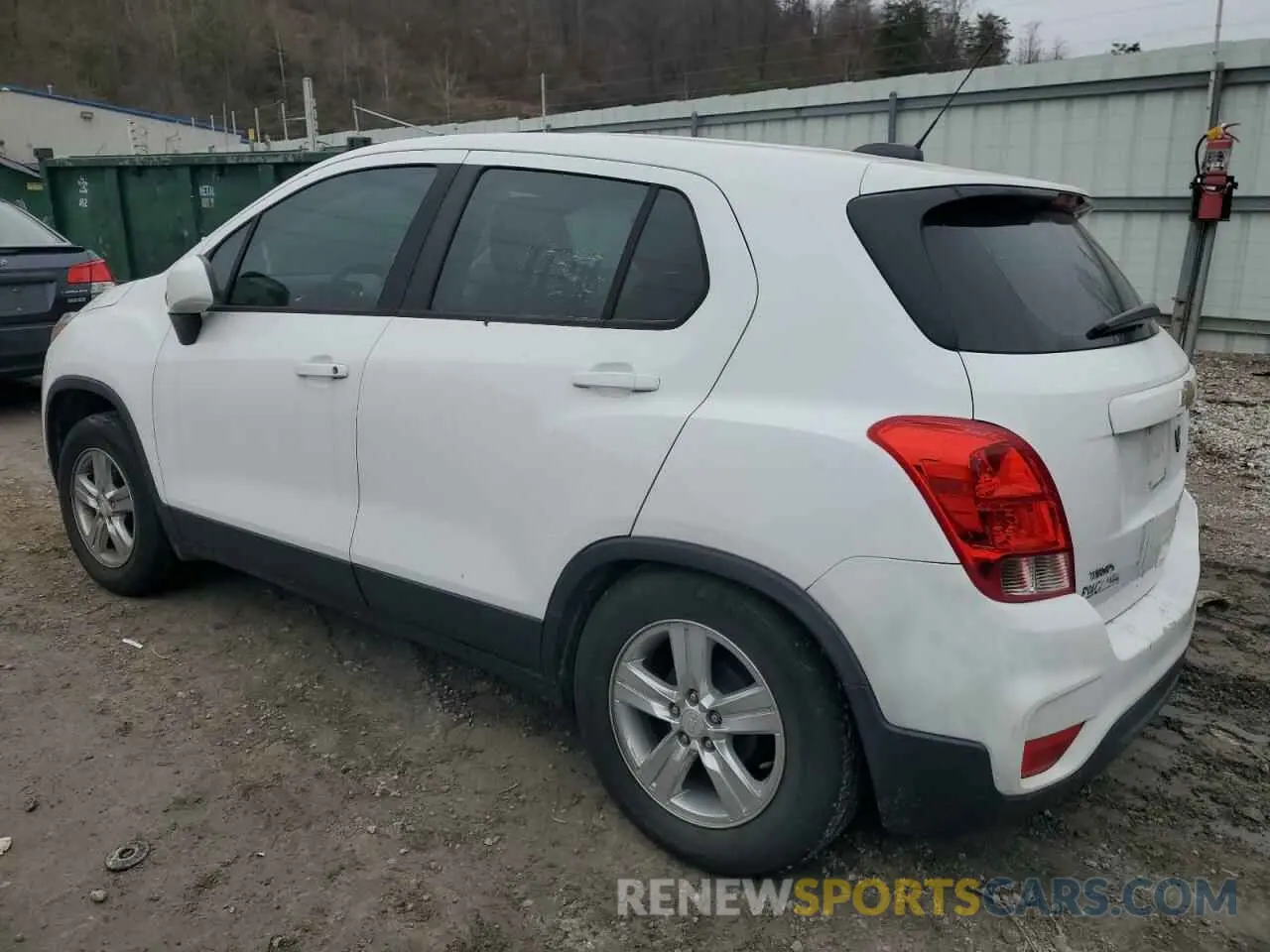 2 Photograph of a damaged car 3GNCJKSB0KL217792 CHEVROLET TRAX 2019