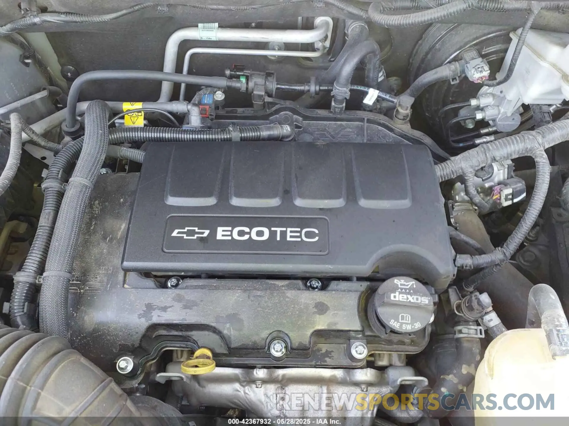 10 Photograph of a damaged car 3GNCJKSB0KL299703 CHEVROLET TRAX 2019