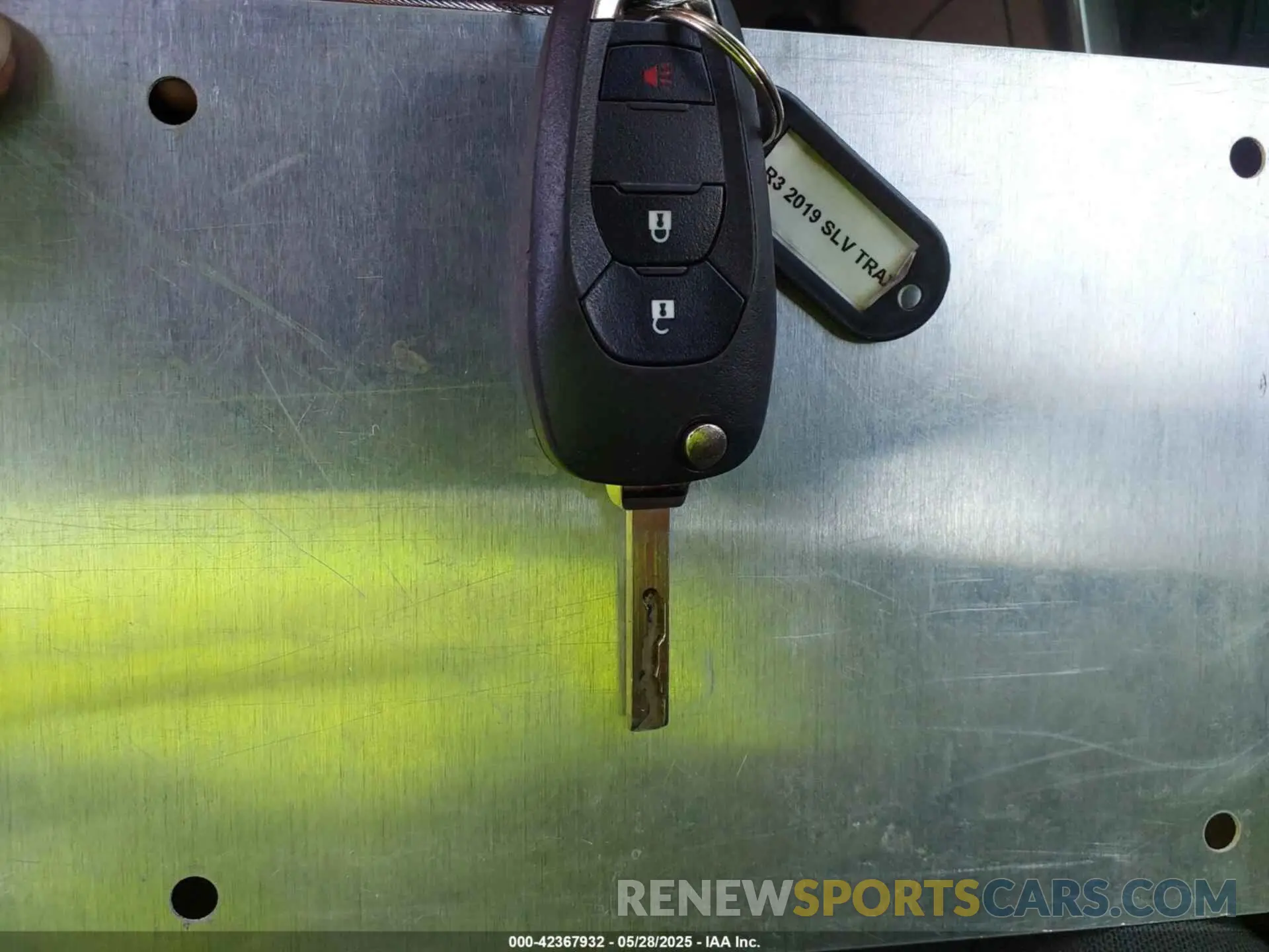 11 Photograph of a damaged car 3GNCJKSB0KL299703 CHEVROLET TRAX 2019