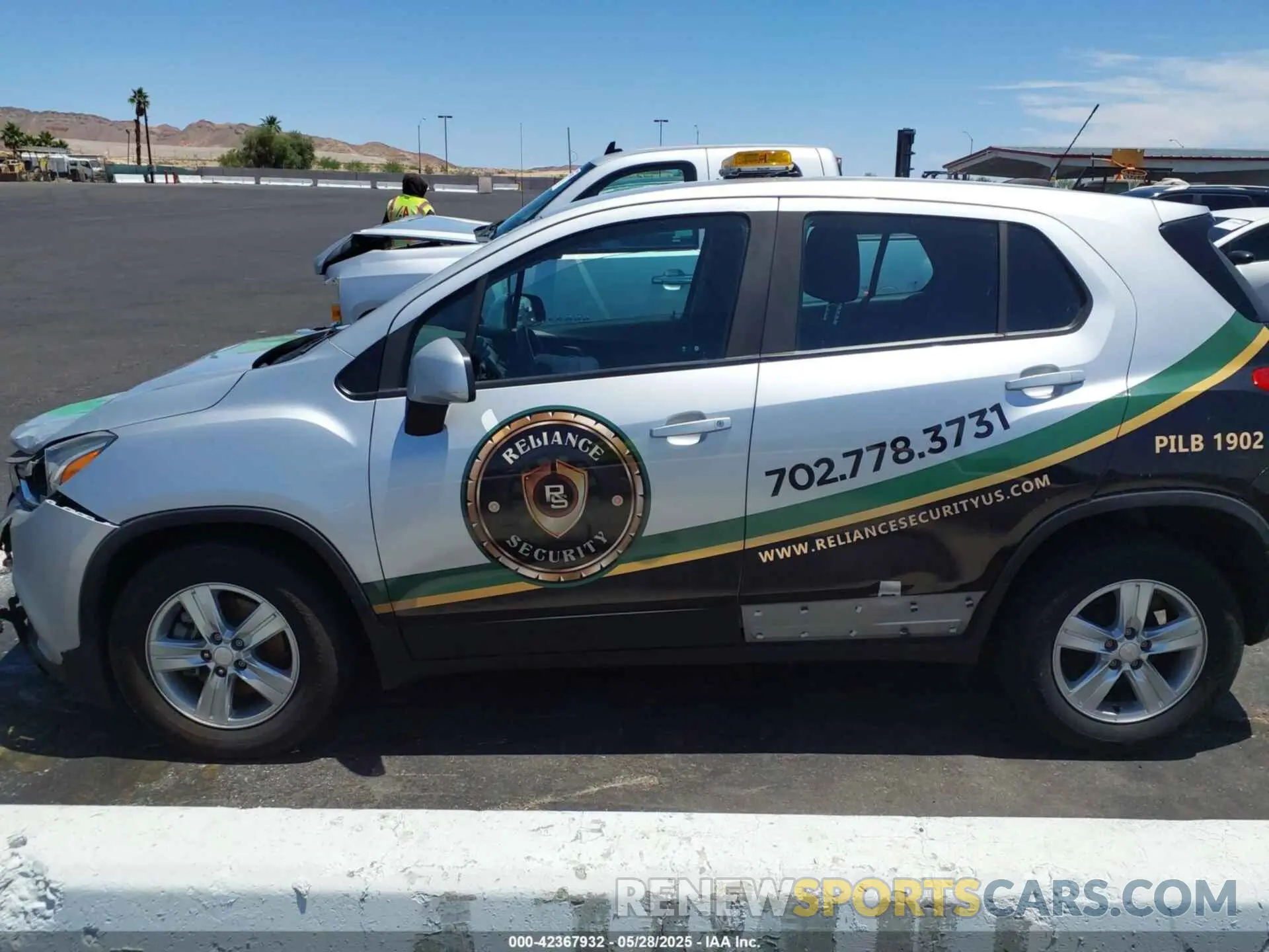14 Photograph of a damaged car 3GNCJKSB0KL299703 CHEVROLET TRAX 2019