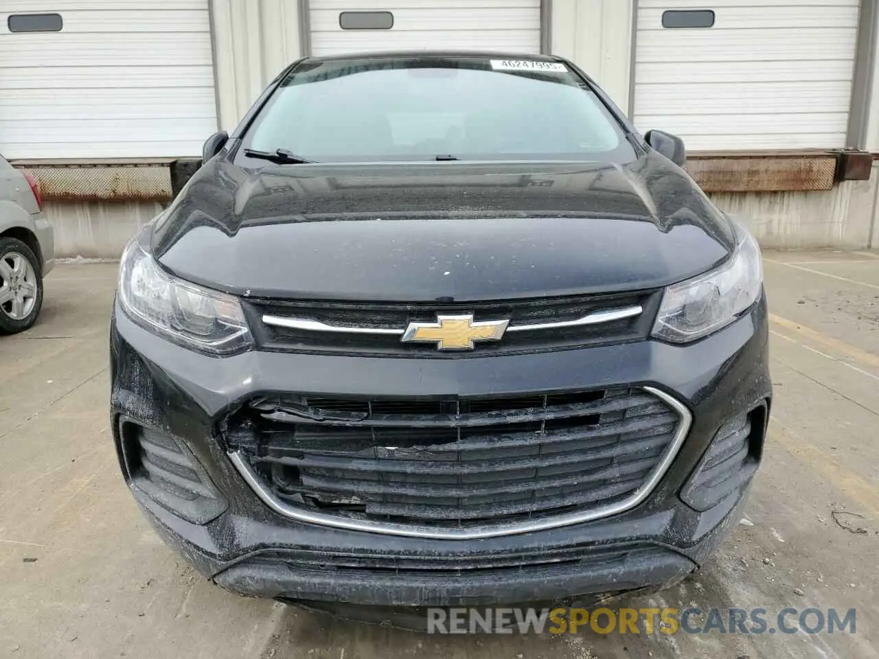 5 Photograph of a damaged car 3GNCJKSB0KL377008 CHEVROLET TRAX 2019