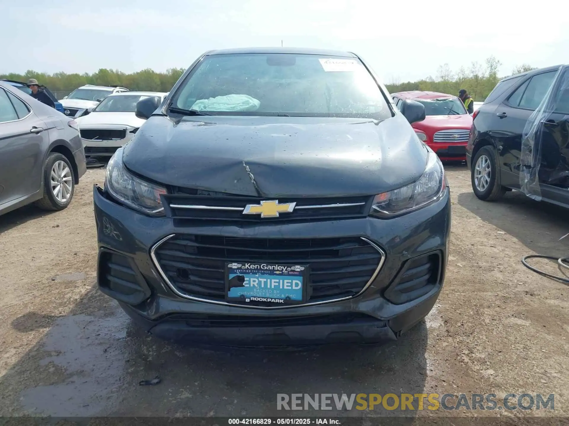 11 Photograph of a damaged car 3GNCJKSB0KL378756 CHEVROLET TRAX 2019