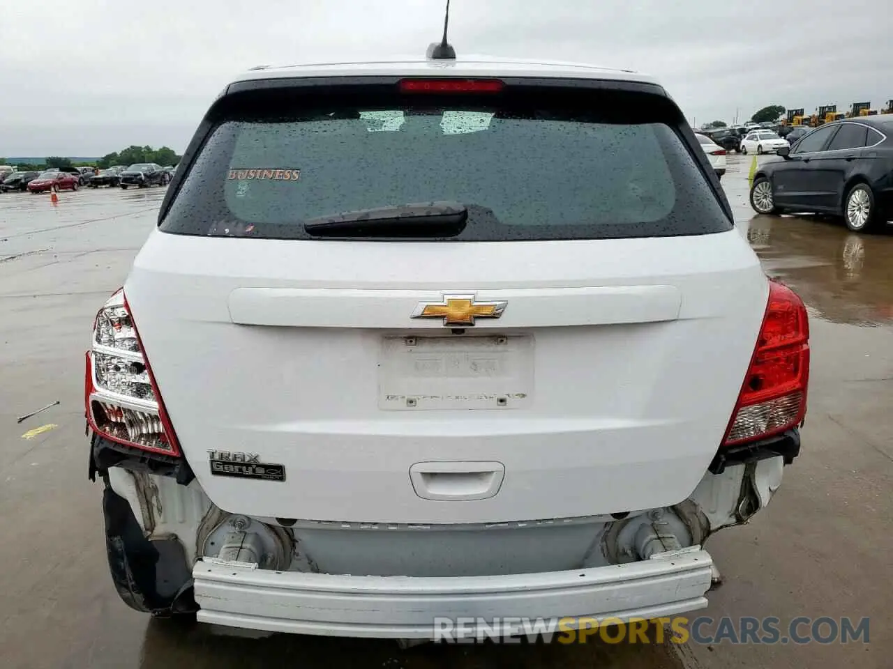 6 Photograph of a damaged car 3GNCJKSB1KL194149 CHEVROLET TRAX 2019
