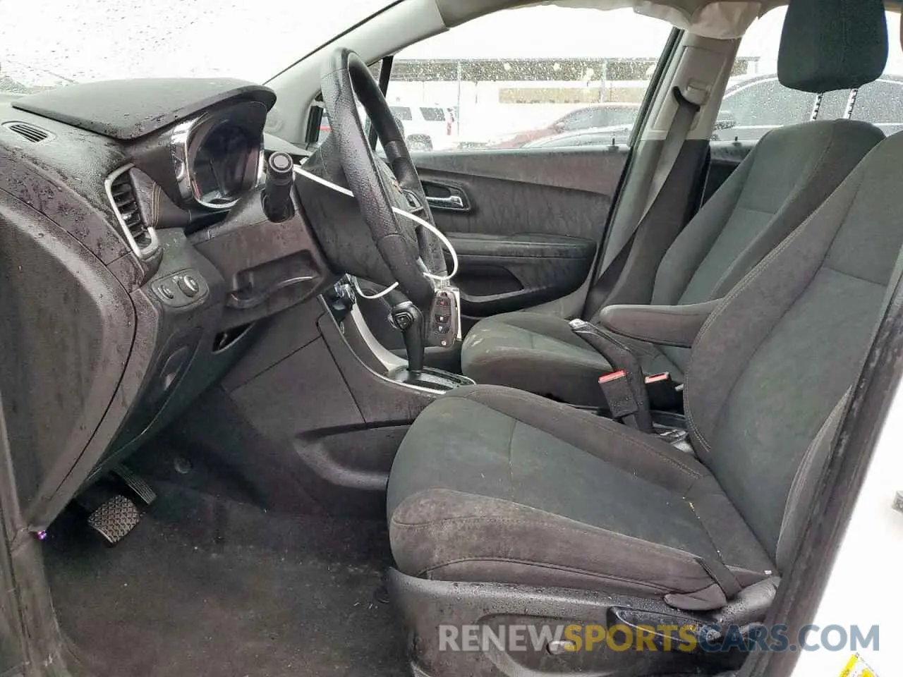 7 Photograph of a damaged car 3GNCJKSB1KL194149 CHEVROLET TRAX 2019
