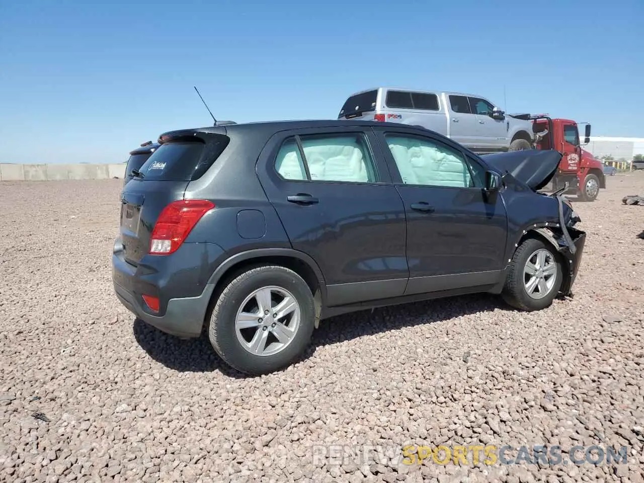 3 Photograph of a damaged car 3GNCJKSB1KL252552 CHEVROLET TRAX 2019
