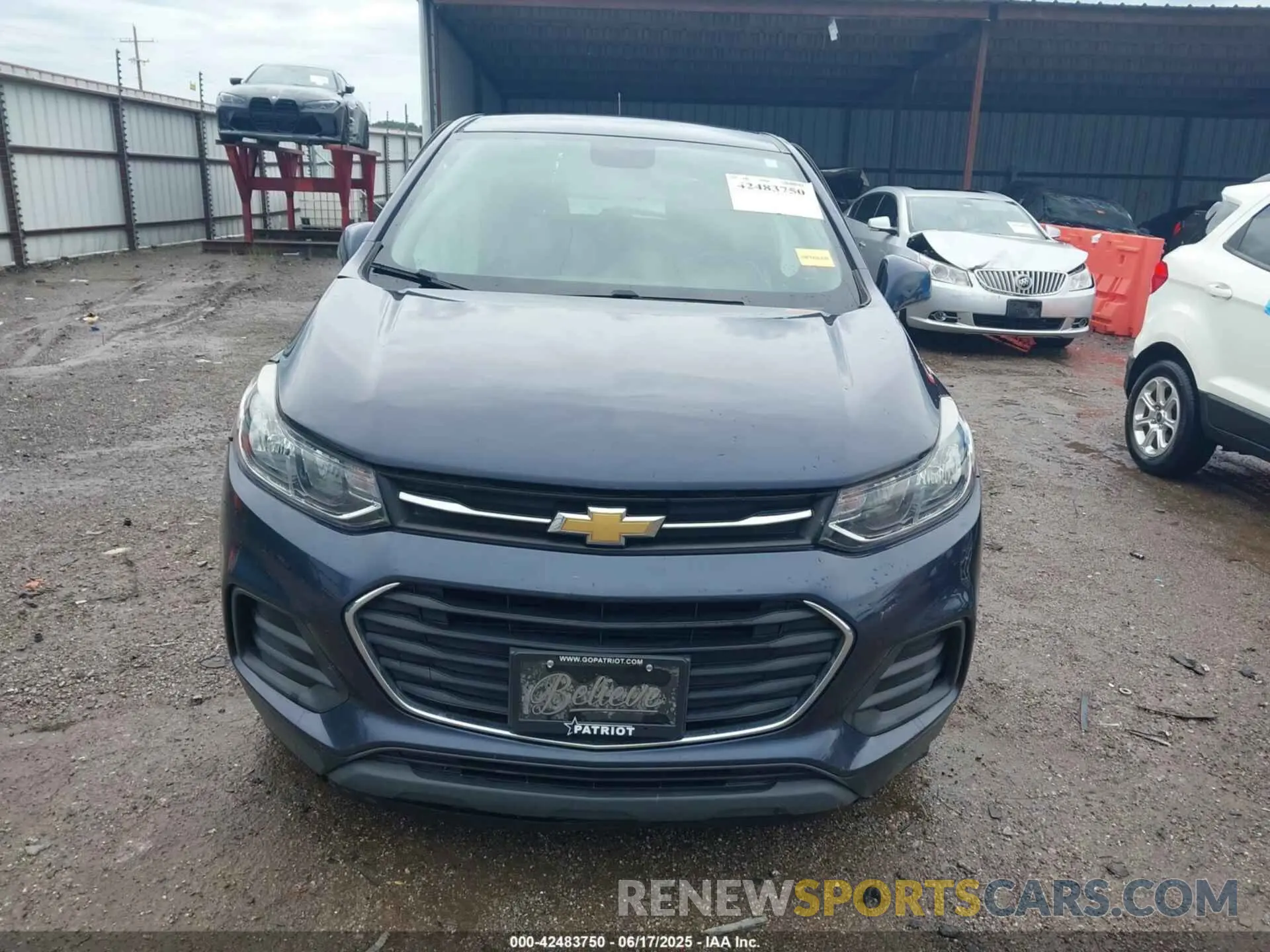12 Photograph of a damaged car 3GNCJKSB1KL261154 CHEVROLET TRAX 2019