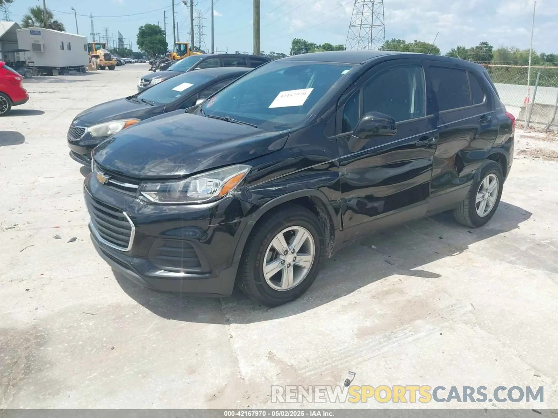 2 Photograph of a damaged car 3GNCJKSB1KL274552 CHEVROLET TRAX 2019