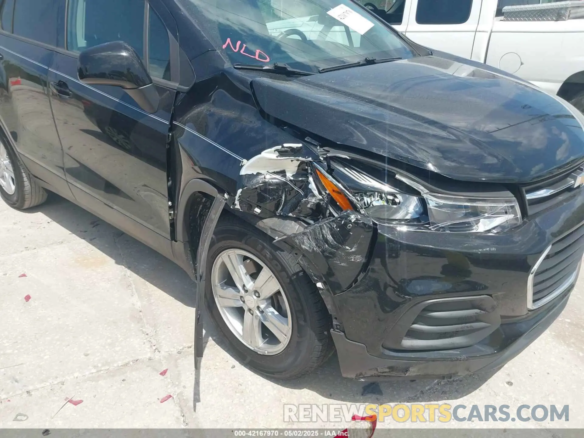 21 Photograph of a damaged car 3GNCJKSB1KL274552 CHEVROLET TRAX 2019