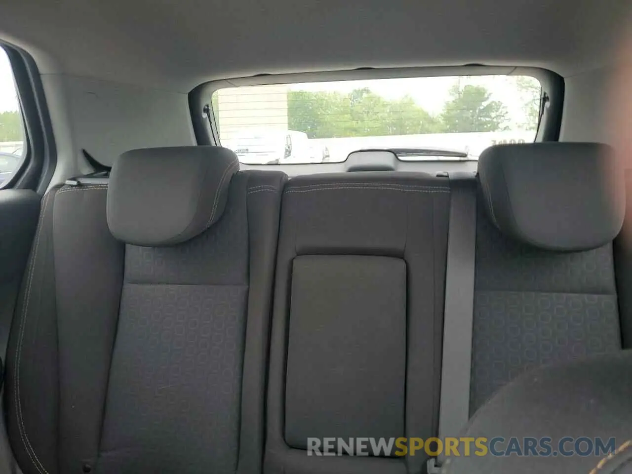 10 Photograph of a damaged car 3GNCJKSB1KL340582 CHEVROLET TRAX 2019