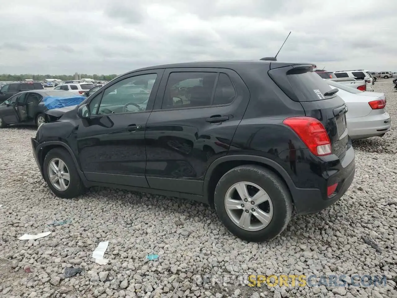 2 Photograph of a damaged car 3GNCJKSB1KL340582 CHEVROLET TRAX 2019