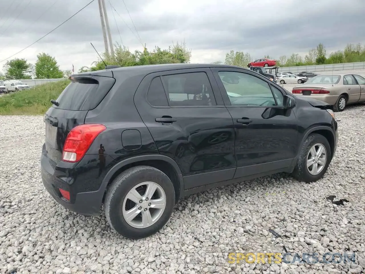 3 Photograph of a damaged car 3GNCJKSB1KL340582 CHEVROLET TRAX 2019