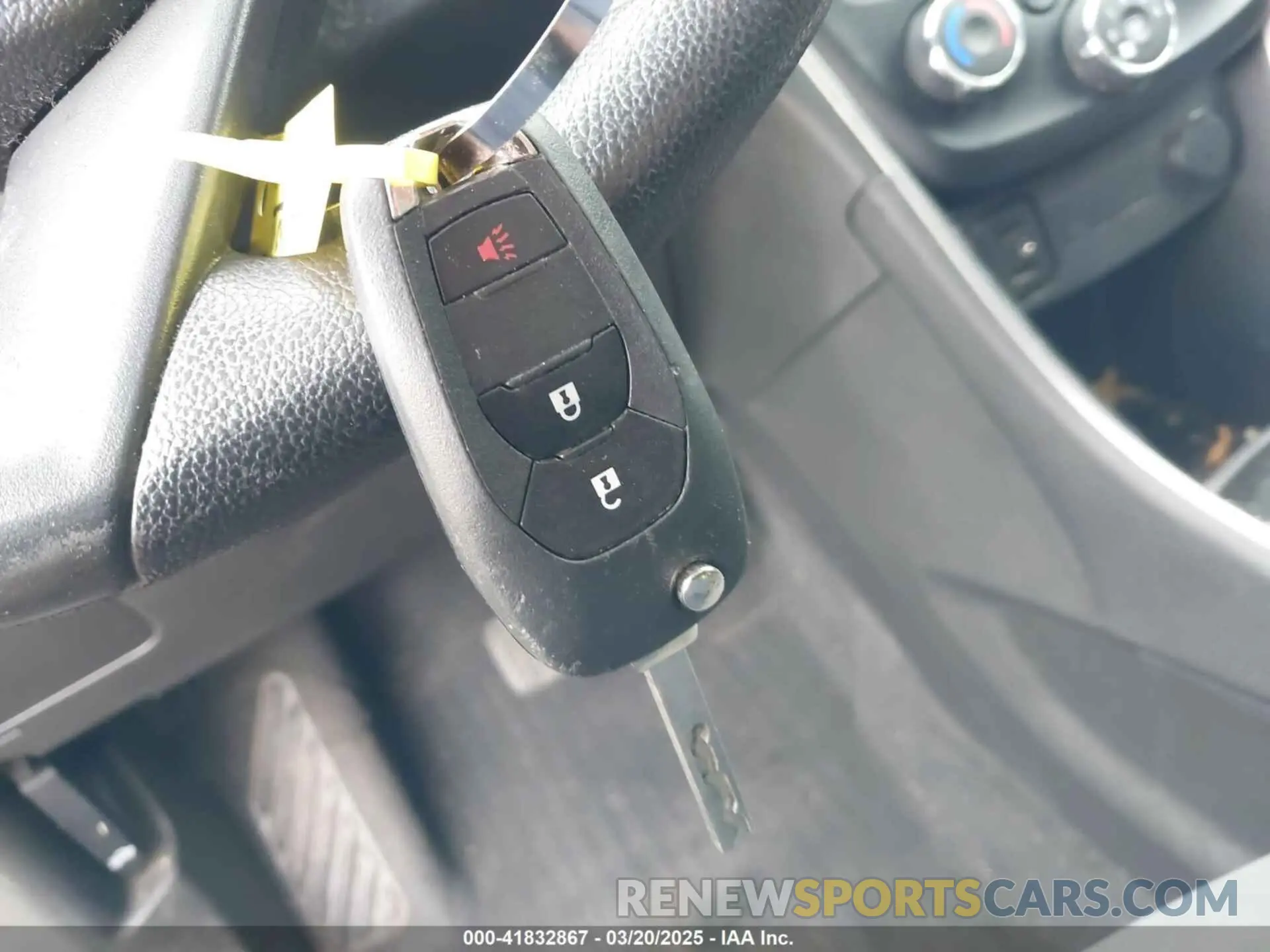 11 Photograph of a damaged car 3GNCJKSB1KL386803 CHEVROLET TRAX 2019