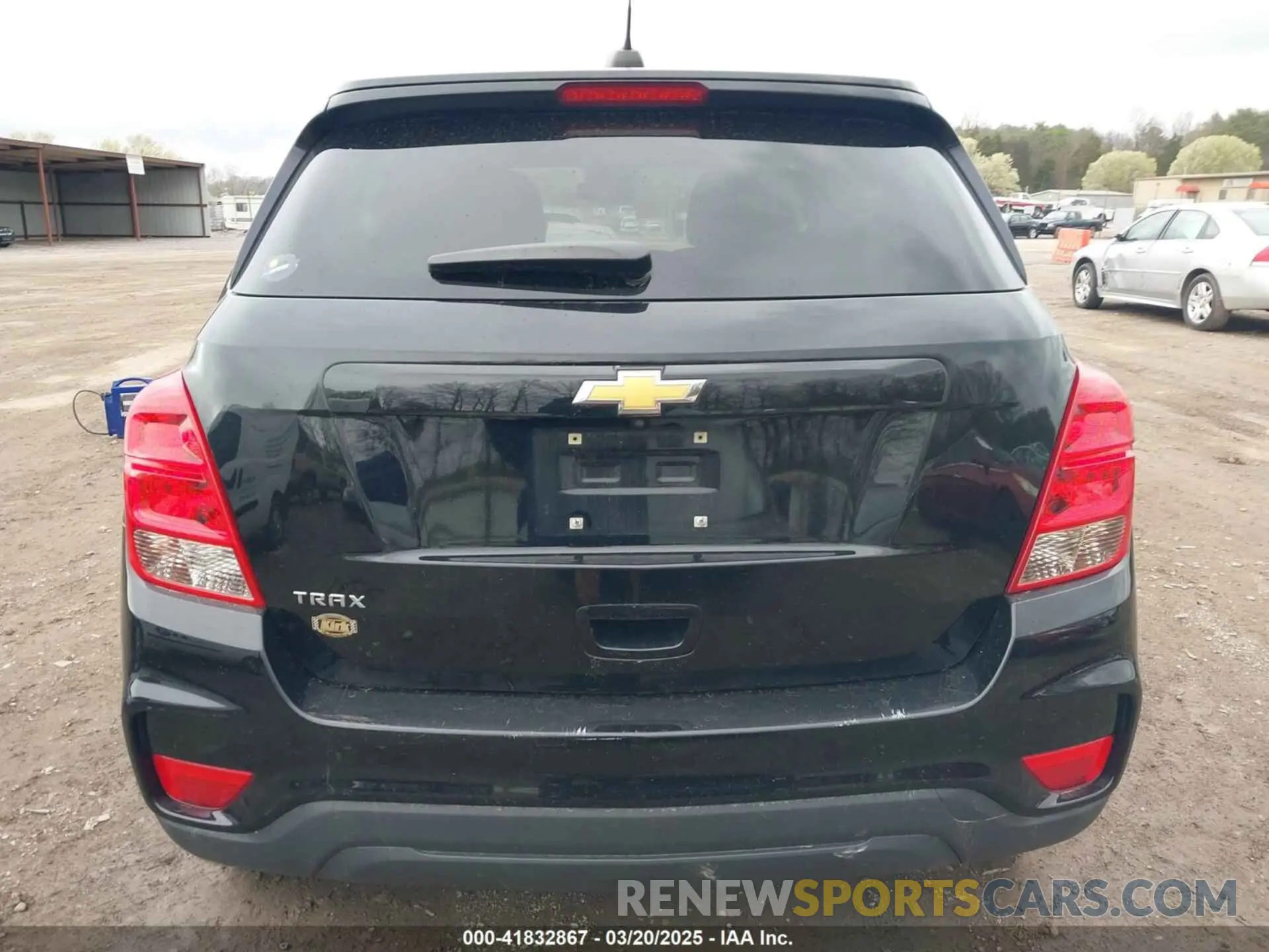 16 Photograph of a damaged car 3GNCJKSB1KL386803 CHEVROLET TRAX 2019