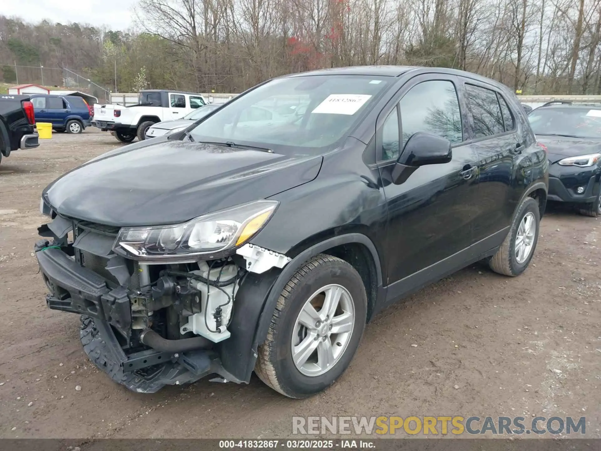 2 Photograph of a damaged car 3GNCJKSB1KL386803 CHEVROLET TRAX 2019