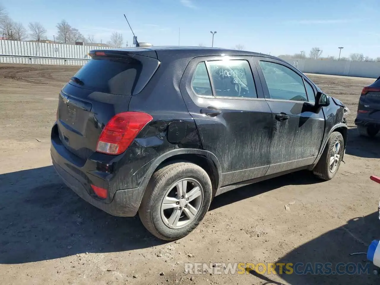 3 Photograph of a damaged car 3GNCJKSB1KL400943 CHEVROLET TRAX 2019