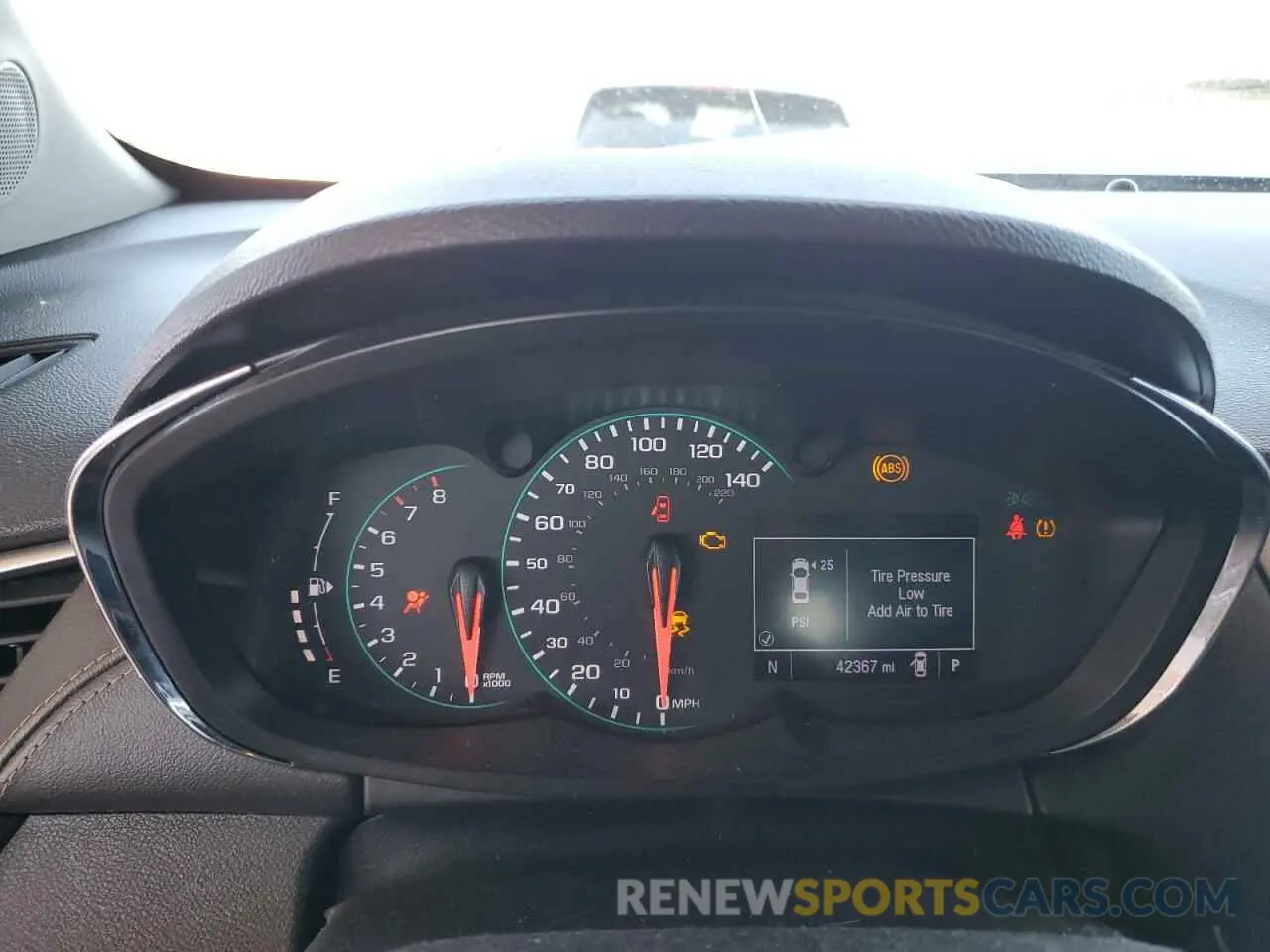 9 Photograph of a damaged car 3GNCJKSB2KL206857 CHEVROLET TRAX 2019