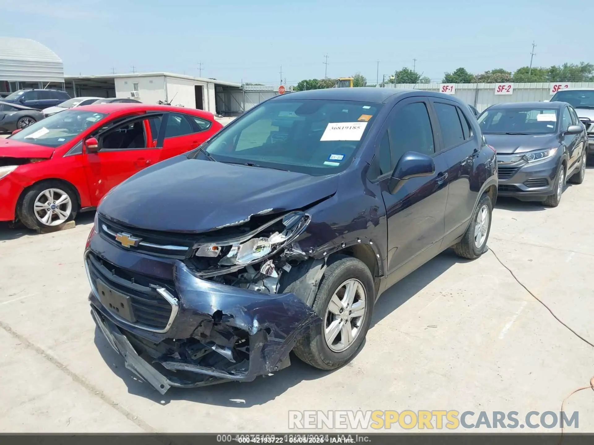 6 Photograph of a damaged car 3GNCJKSB2KL242533 CHEVROLET TRAX 2019