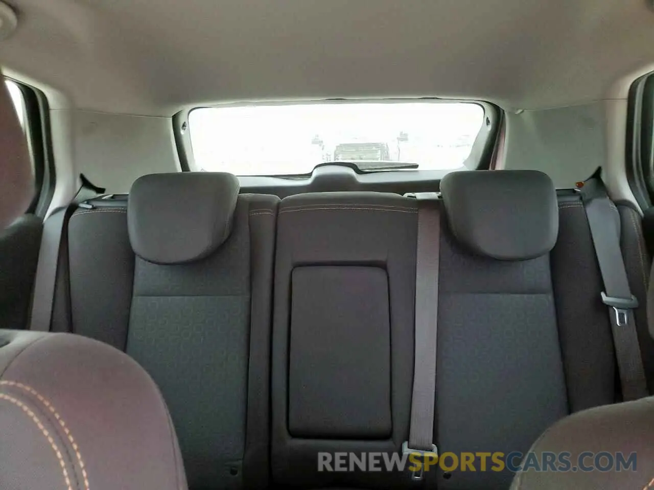 10 Photograph of a damaged car 3GNCJKSB2KL336752 CHEVROLET TRAX 2019