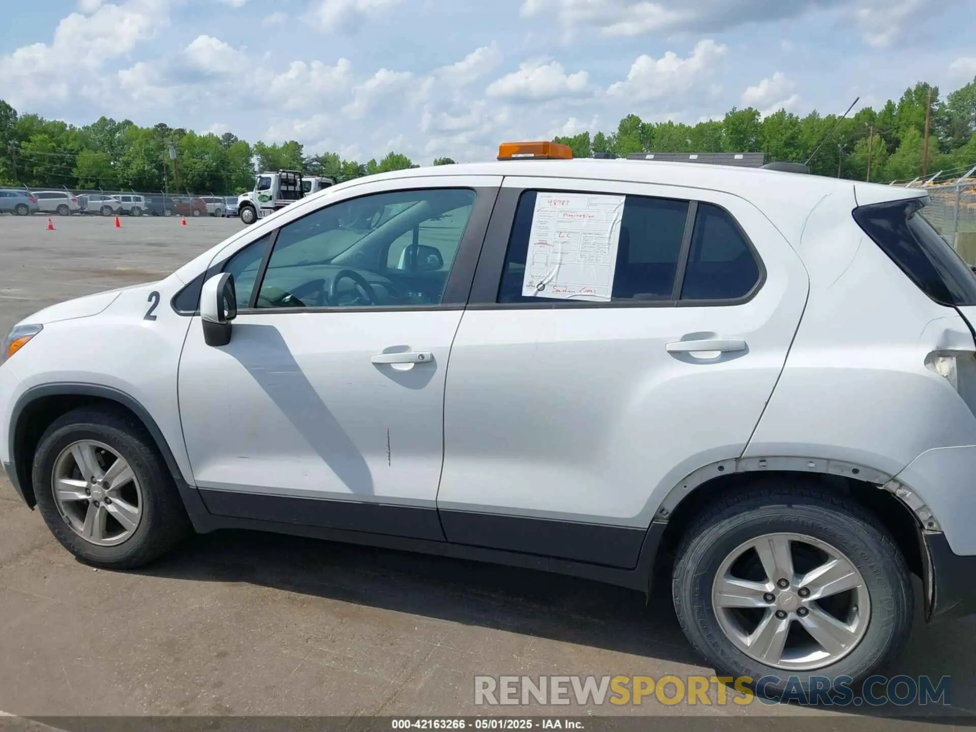14 Photograph of a damaged car 3GNCJKSB2KL387507 CHEVROLET TRAX 2019