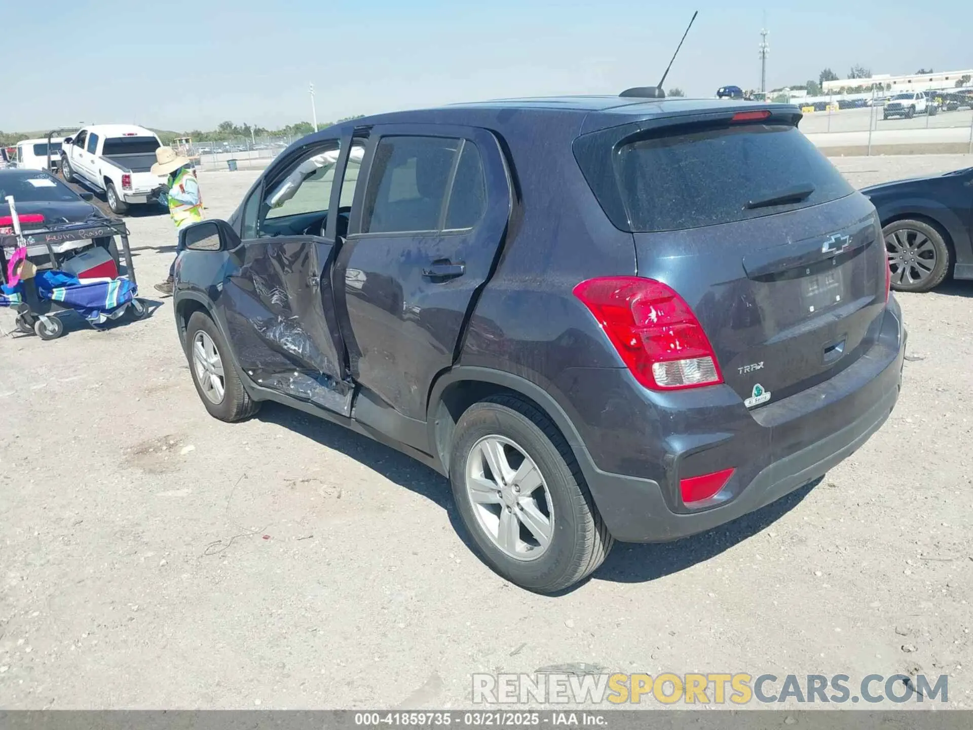 3 Photograph of a damaged car 3GNCJKSB3KL214935 CHEVROLET TRAX 2019