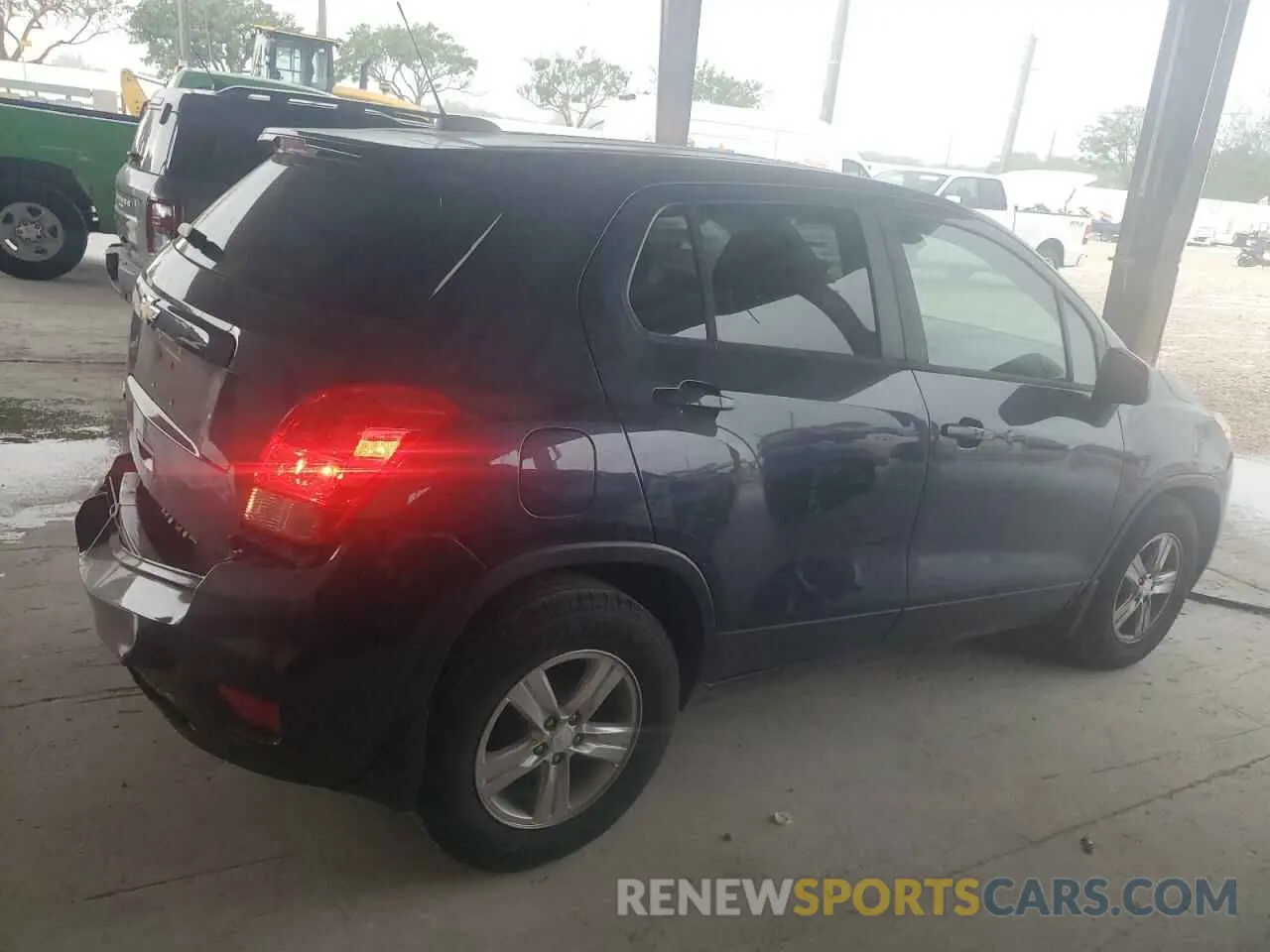 3 Photograph of a damaged car 3GNCJKSB3KL240810 CHEVROLET TRAX 2019