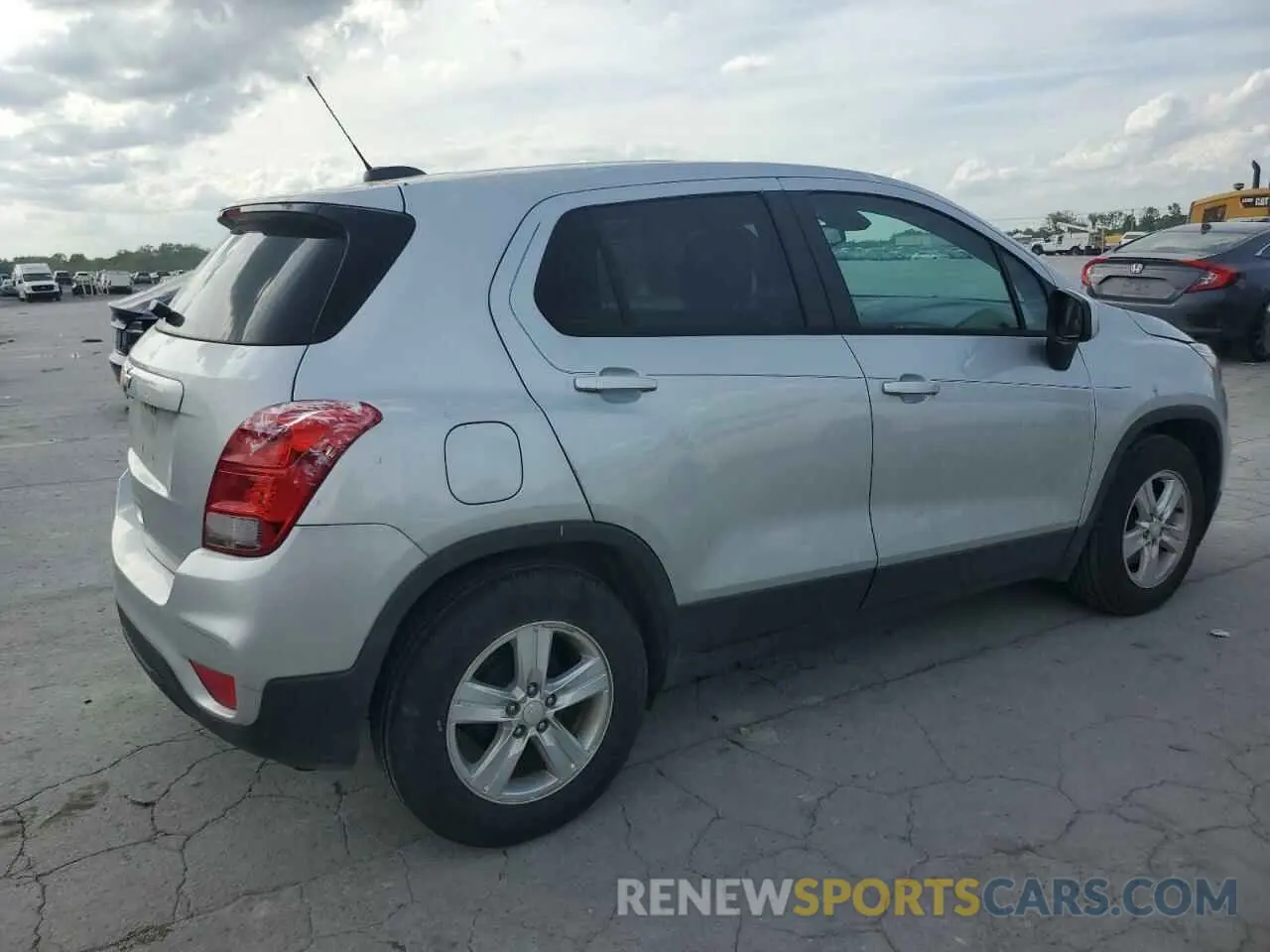3 Photograph of a damaged car 3GNCJKSB3KL389010 CHEVROLET TRAX 2019