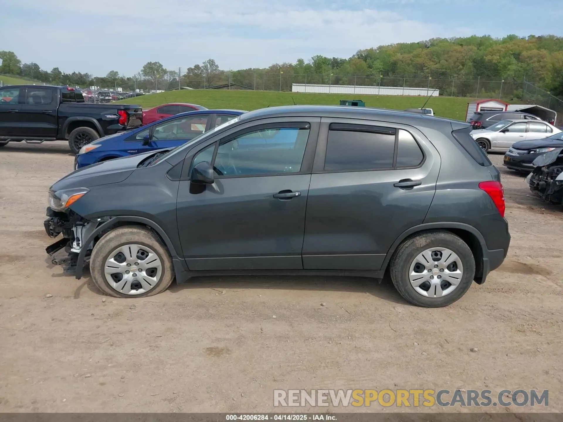 14 Photograph of a damaged car 3GNCJKSB4KL178849 CHEVROLET TRAX 2019